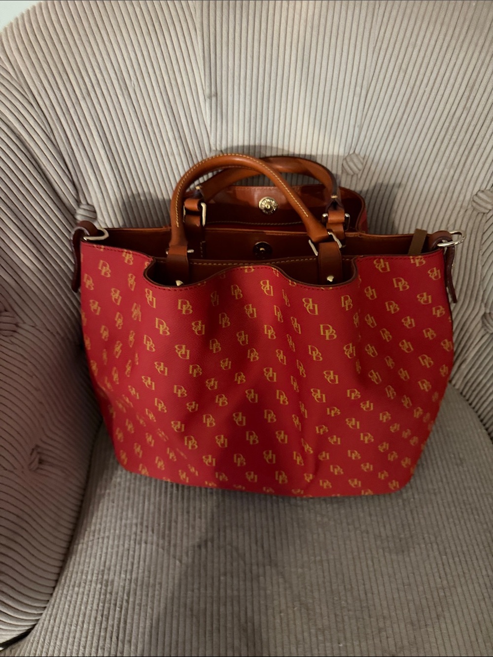 Dooney & Bourke Red Satchel with Tan Handles and Gold Plaque - Picture 4 of 5